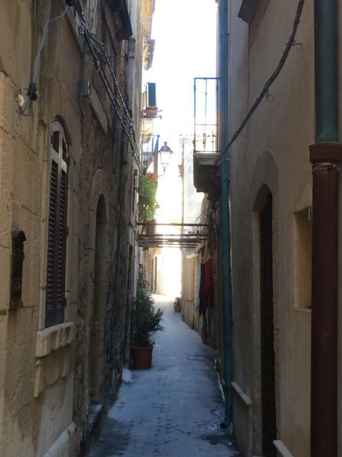 مبيت وإفطار سيراكوزا La Terrazza Sul Vicolo المظهر الخارجي الصورة