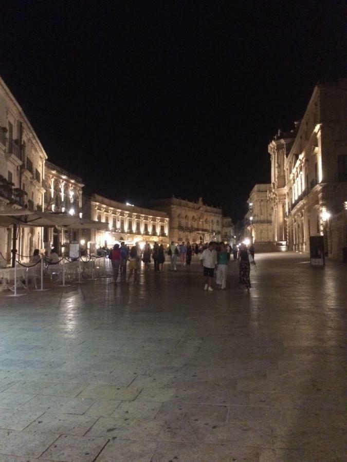 مبيت وإفطار سيراكوزا La Terrazza Sul Vicolo المظهر الخارجي الصورة