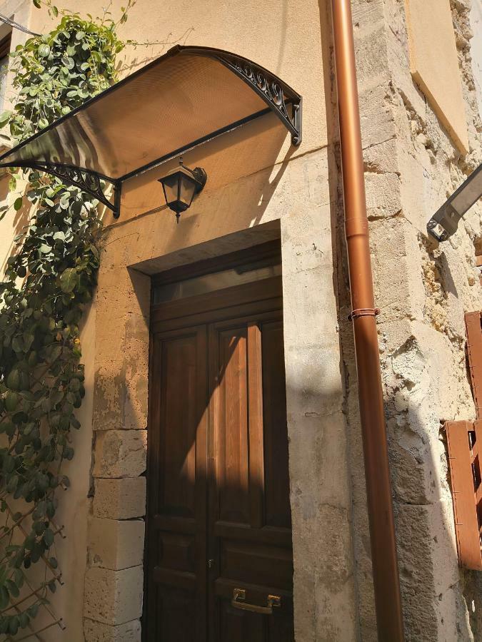 مبيت وإفطار سيراكوزا La Terrazza Sul Vicolo المظهر الخارجي الصورة