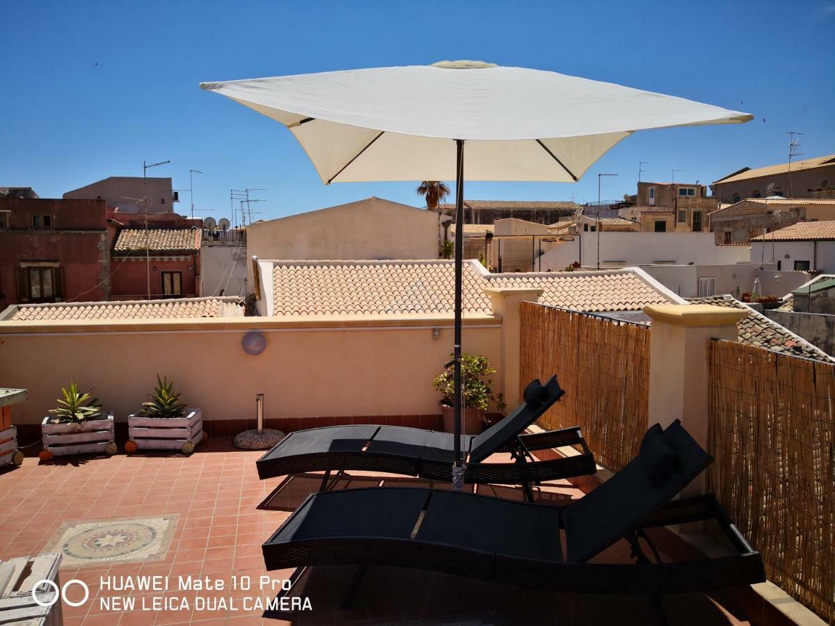 مبيت وإفطار سيراكوزا La Terrazza Sul Vicolo المظهر الخارجي الصورة